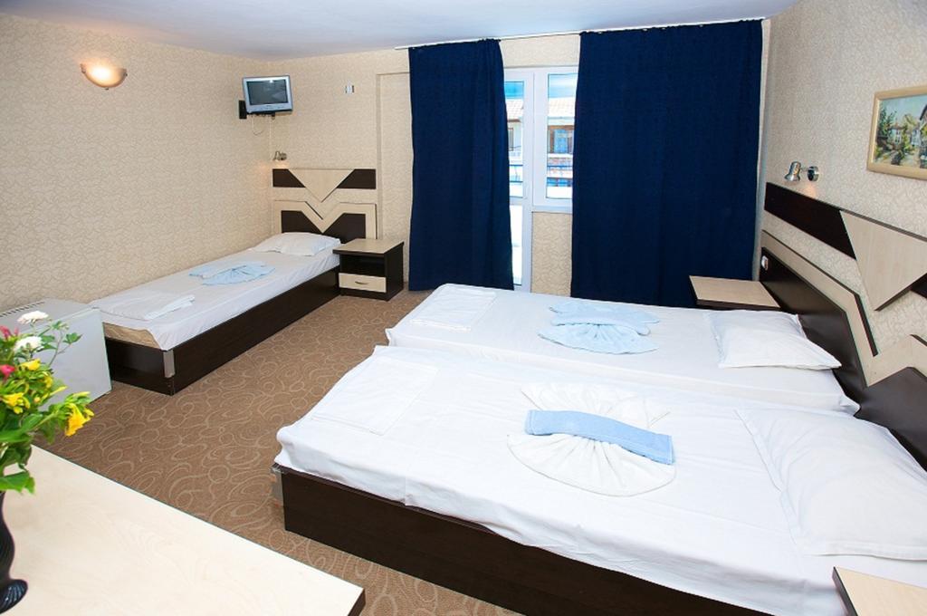 Elvira Hotel Ravda Room photo